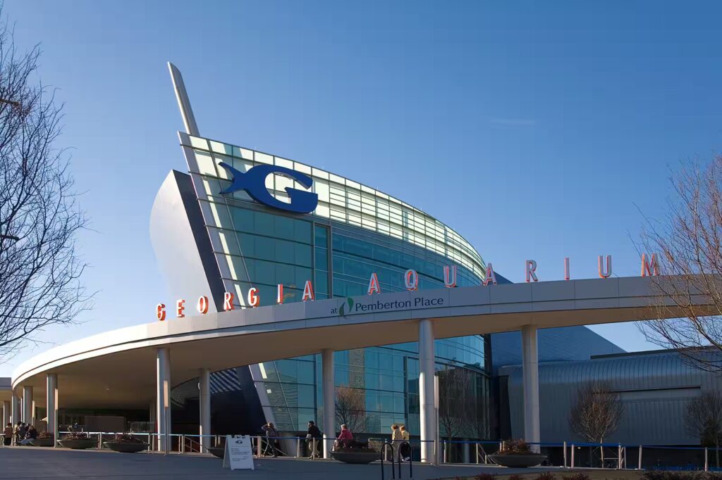 Georgia Aquarium attraction near Atlanta Airport
