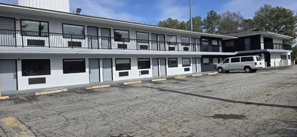 view of Best Hotels Near Atlanta Airport with free parking